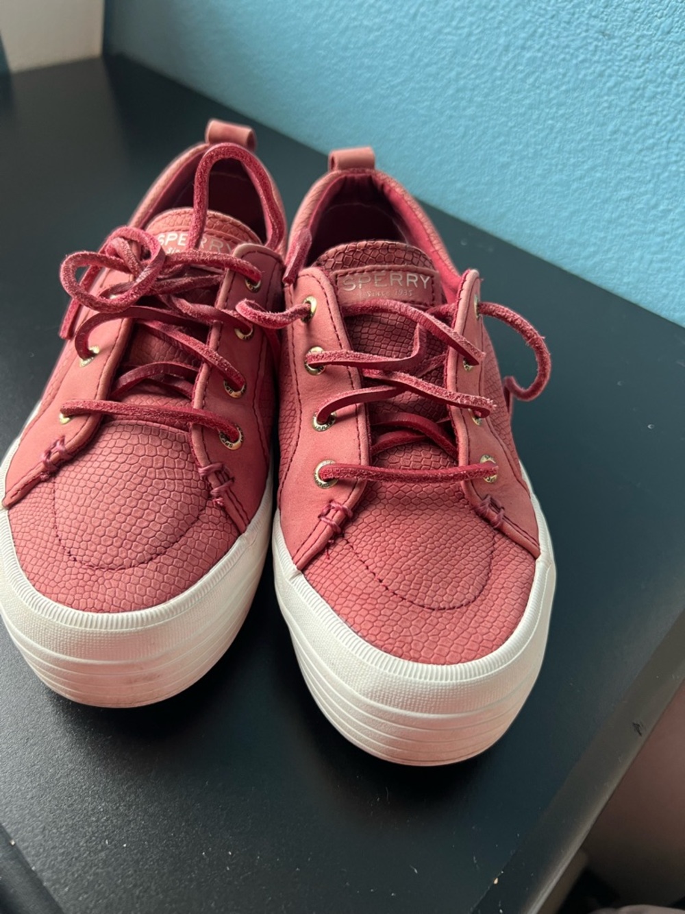 Sperry  Platform Sneakers color vino❤️❤️